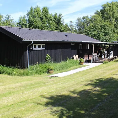 Дом отдыха Amazing In With 3 Bedrooms, Sauna And Internet *